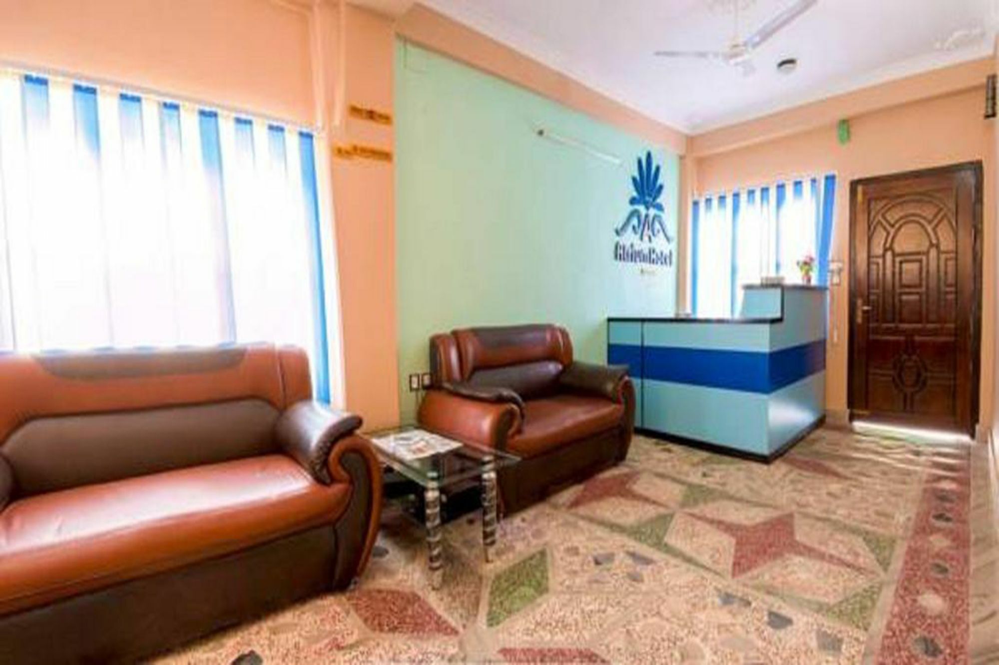 Hotel Atrium Покхара Екстер'єр фото